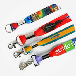 custom-lanyards